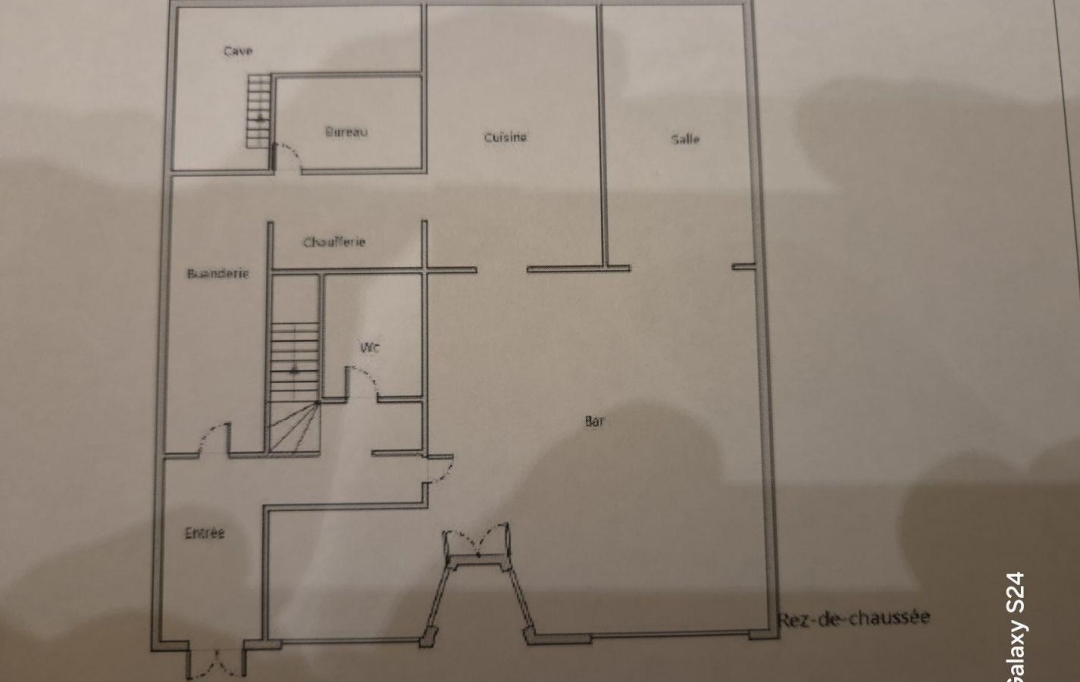 DG IMMOBILIER : Commerces | VIRE (14500) | 424 m2 | 192 000 € 